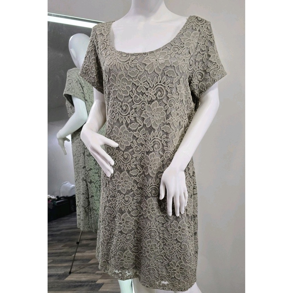Tiana B Women's XL Taupe Lace Sheath Dress Floral Overlay Cap Sleeve Scoop Neck - Picture 2 of 7